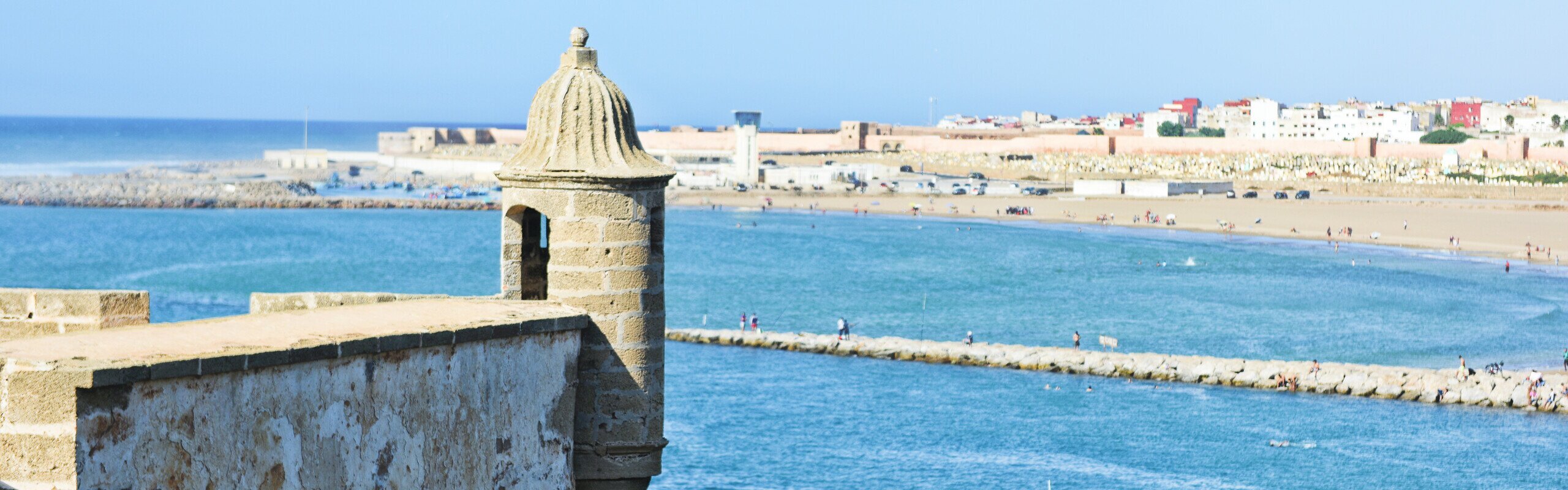 Morocco Weather in April 2025: Travel Tips for First-Timers