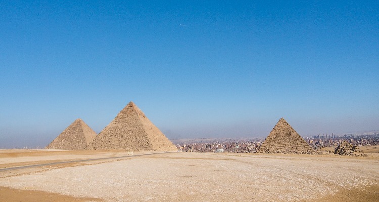 Where are the Pyramids of Giza? Ways to Get There from Cairo