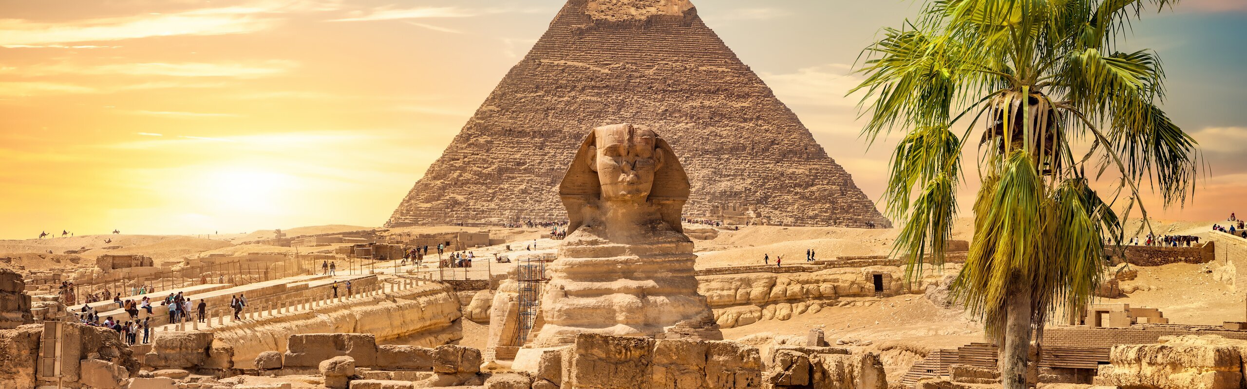 The Top 10 Egyptian Monuments (From Pyramids to Temples)