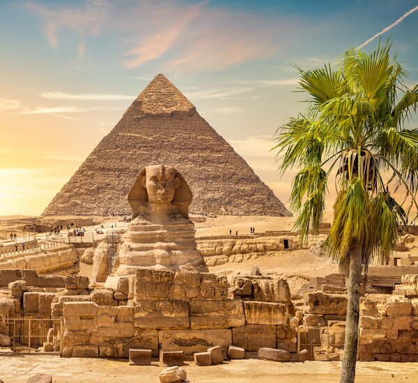 The Top 10 Egyptian Monuments (From Pyramids to Temples)