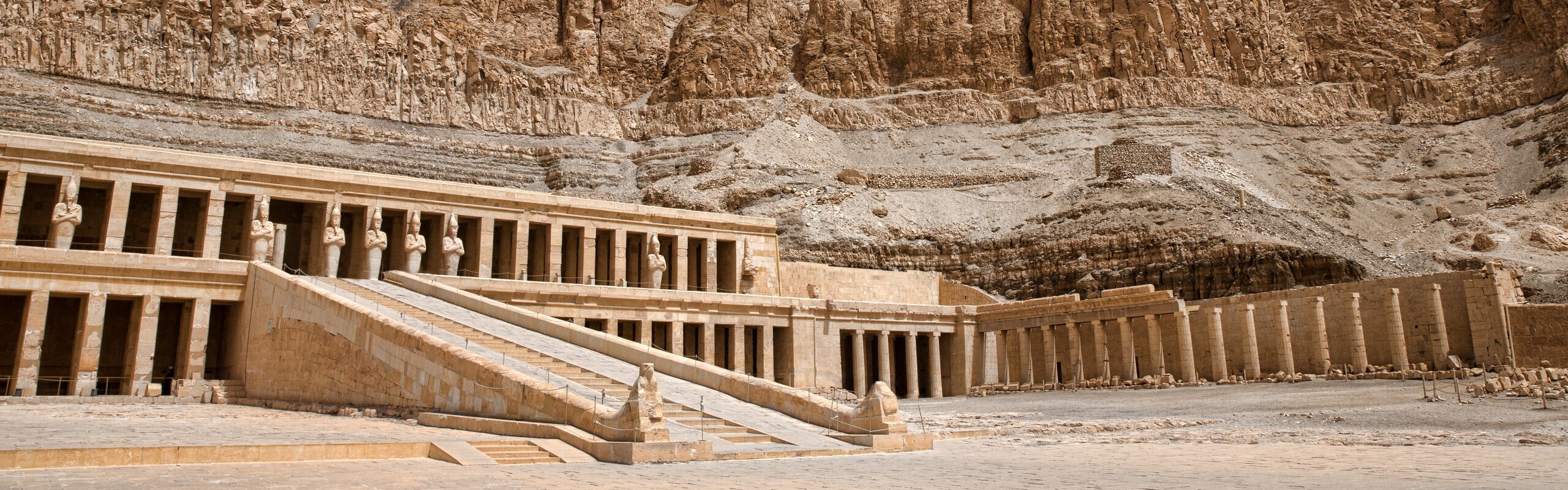 Top 10 Tourist Attractions in Egypt (Can't-Miss for First-Timers)