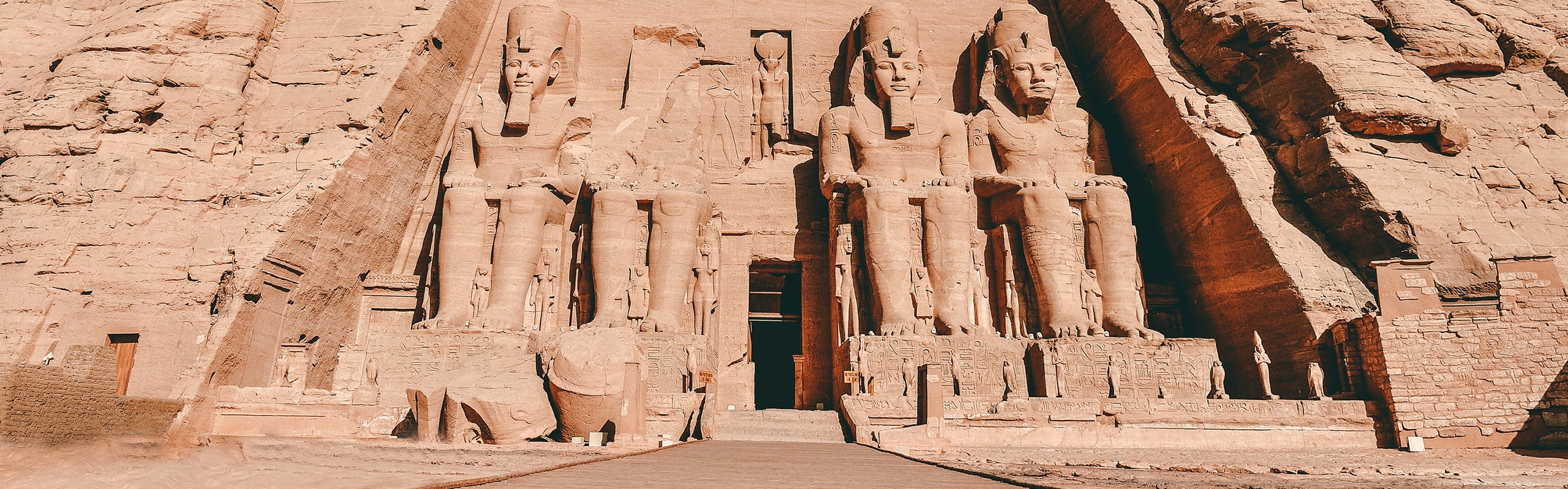 12-Day Egypt Luxury Tour with Abu Simbel 