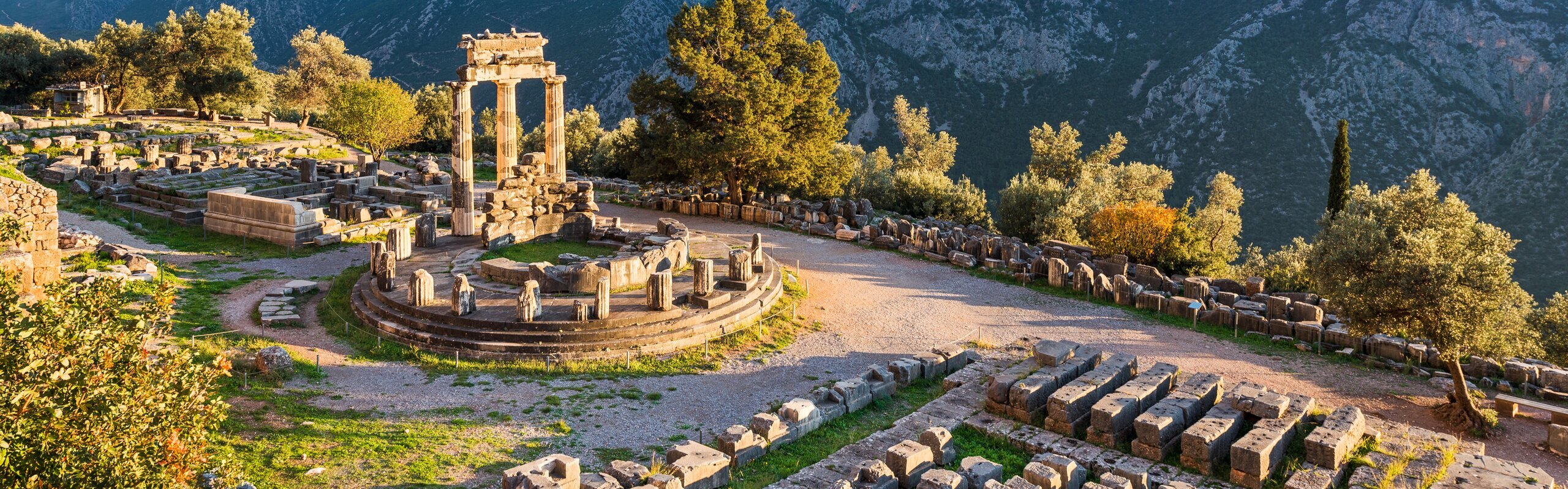 Greece Weather in February 2025: Travel Tips for First-Timers
