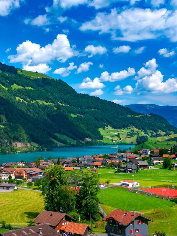 Switzerland Weather in May 2025: Travel Tips for First-Timers