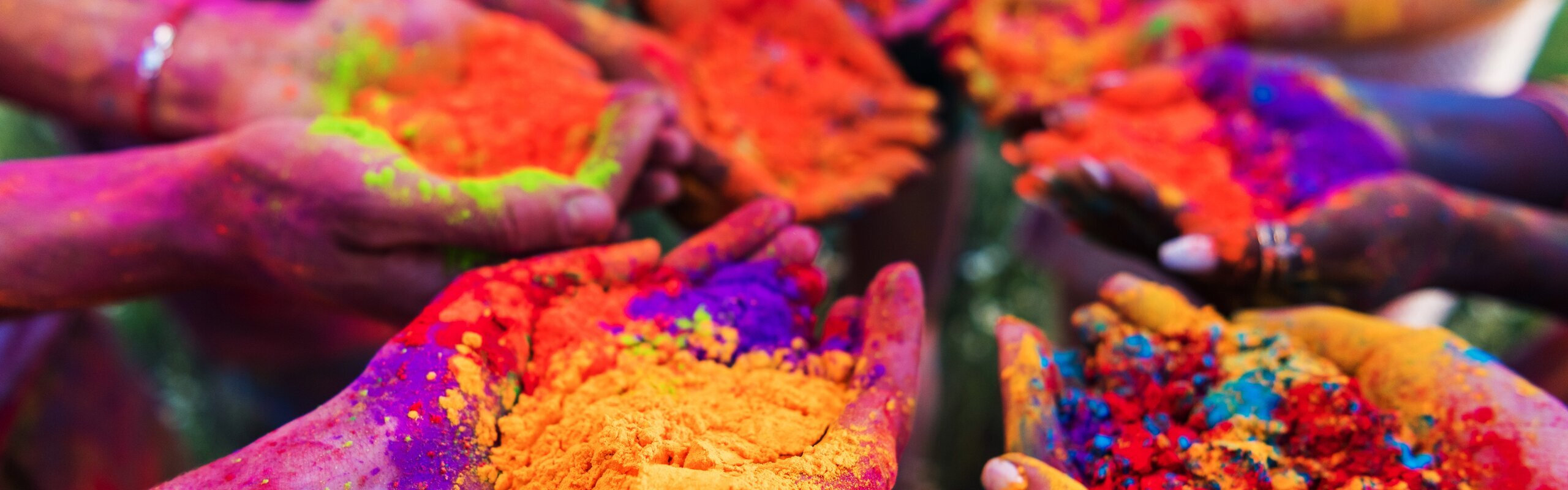 Top 36 Happy Holi Wishes/Greetings 2025 for Friends and Family