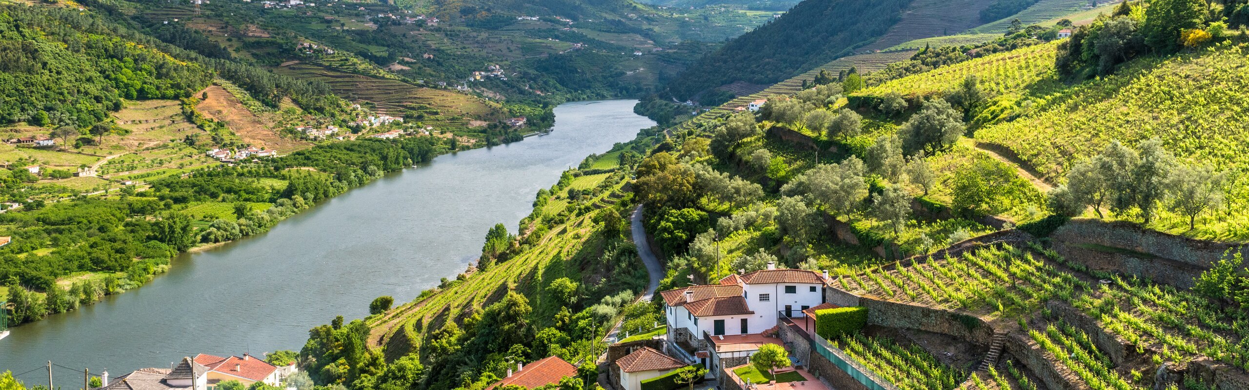 7 Days in Portugal: 6 Top Itineraries for First-Timers